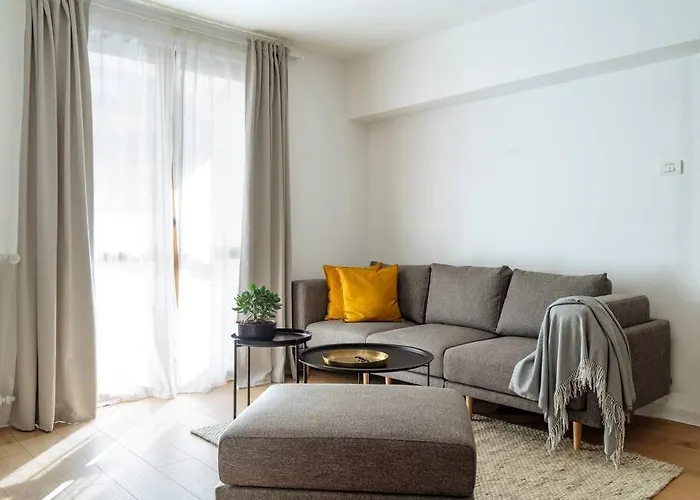 Апартаменти Serenity - Old Town I Free Street Parking I Balcony